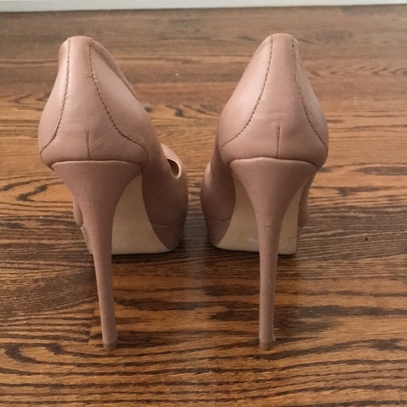 Steve Madden platform leather blush heels. Size 6.5. - Picture 3 of 3